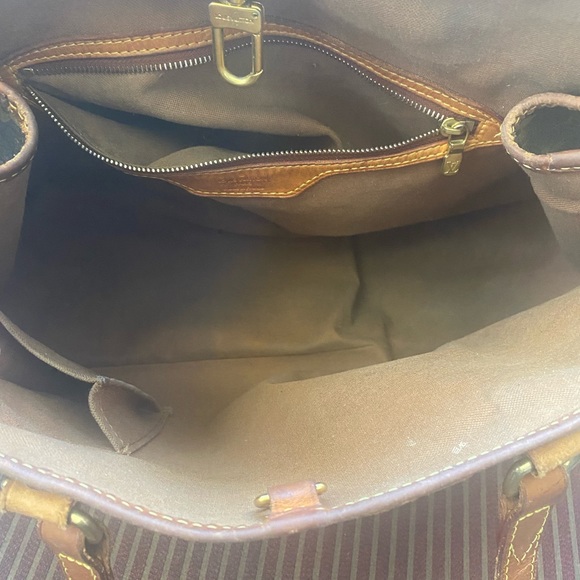 Louis Vuitton Bags Vintage Lv Good Condition No Smell No Stickiness